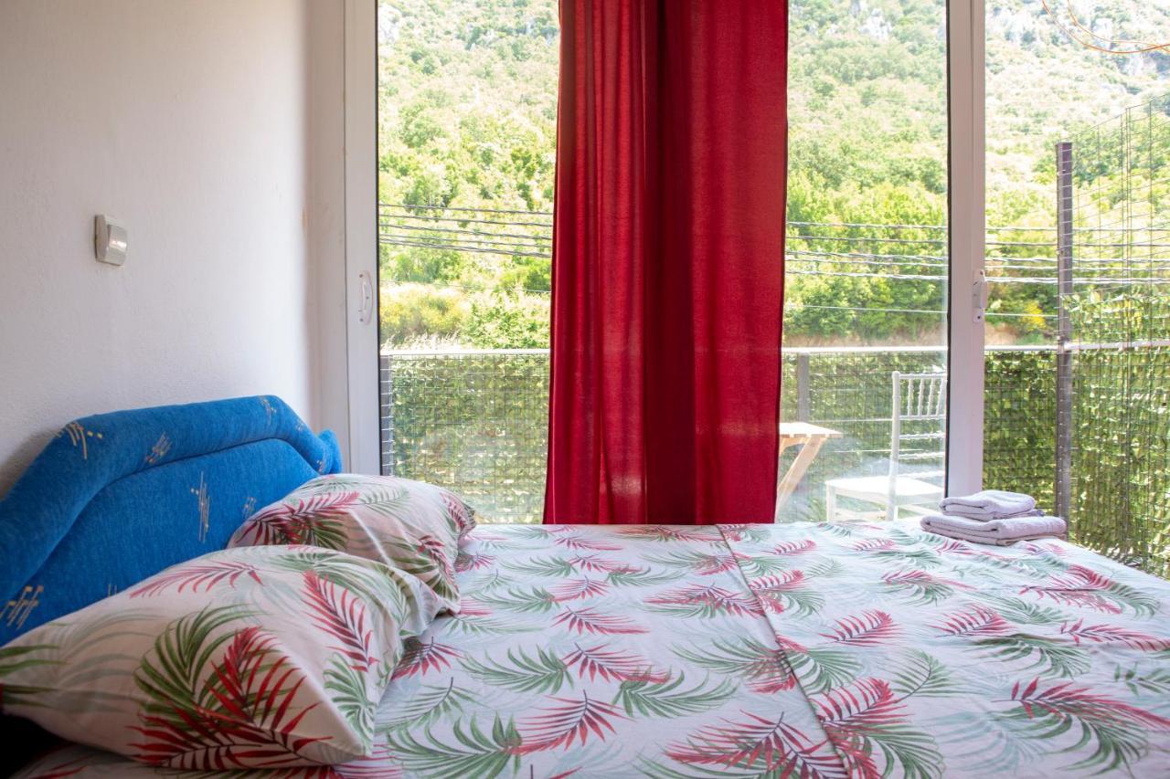 Family Apartments Vukcevic Čanj Екстериор снимка