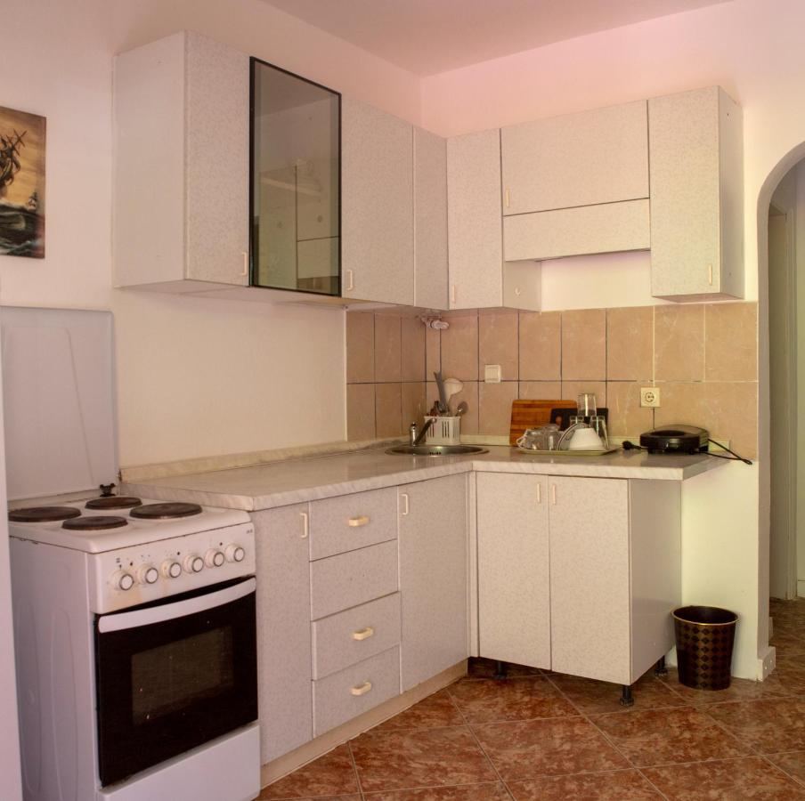 Family Apartments Vukcevic Čanj Екстериор снимка