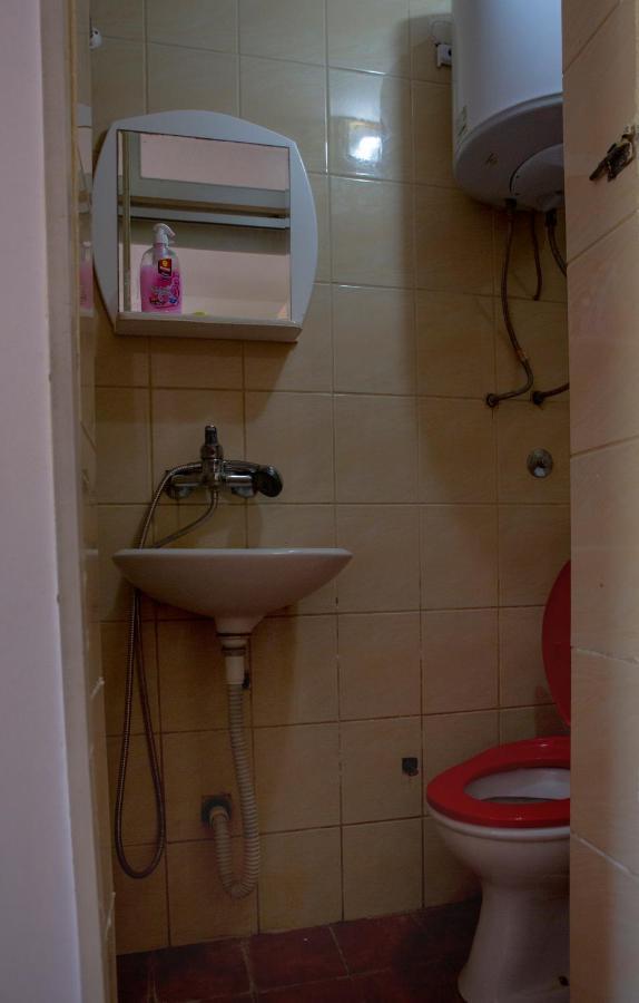 Family Apartments Vukcevic Čanj Екстериор снимка