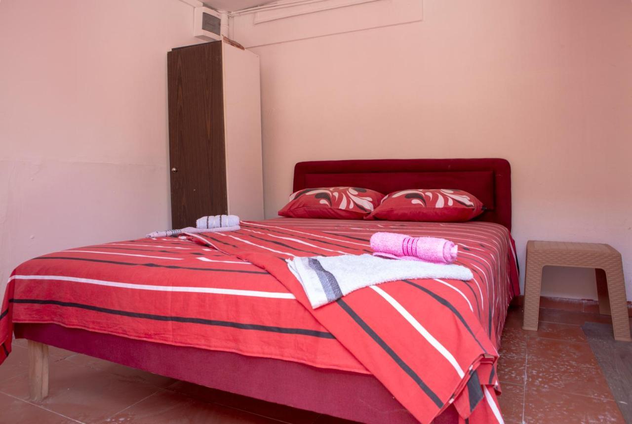 Family Apartments Vukcevic Čanj Екстериор снимка