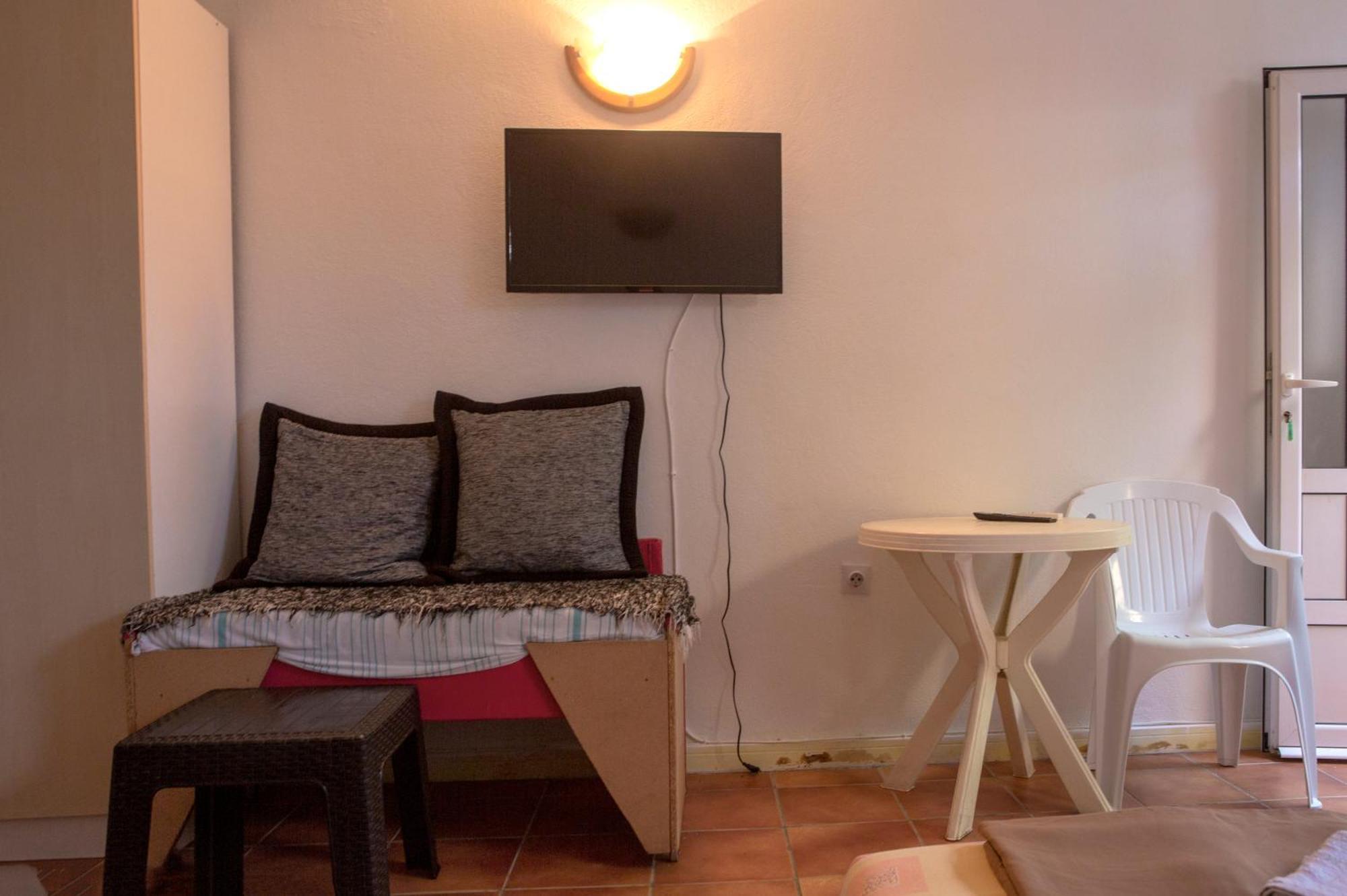 Family Apartments Vukcevic Čanj Стая снимка